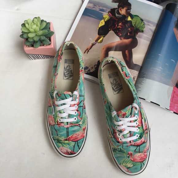 New Vans Authentic Van Doren turquoise flamingo NWT New Vans Authentic Van Doren turquoise flamingo NWT